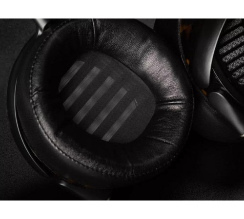 Наушники Audeze LCD-5