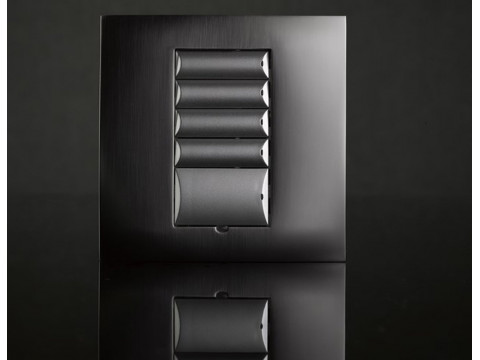 Control4 представила беспроводной Square Dimmer Zigbee 