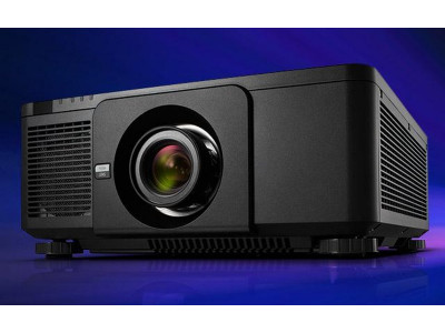 Новый лазерный проектор NEC PX1004UL