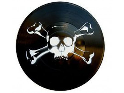 Пластинки из праха от And Vinyly