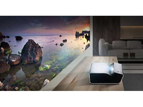 Проектор LG Minibeam на аккумуляторах